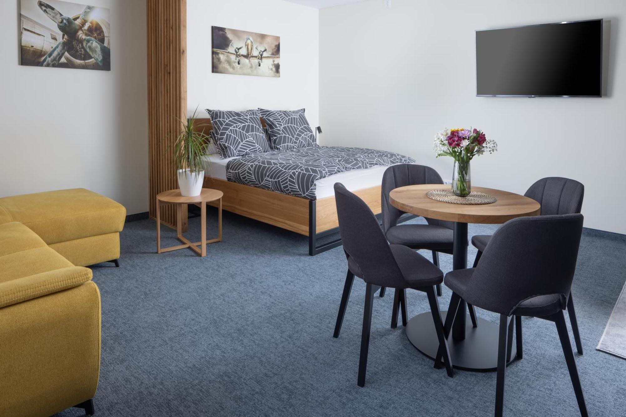 Apartmany Hangar Strakonice Dış mekan fotoğraf